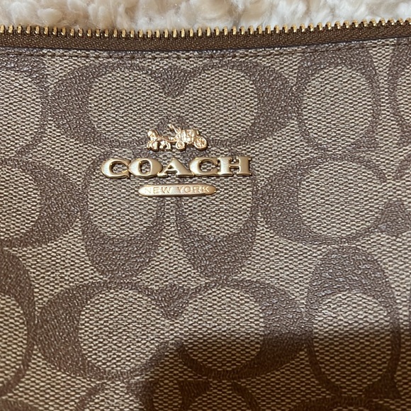 Beautiful bag brand-new - Picture 2 of 8